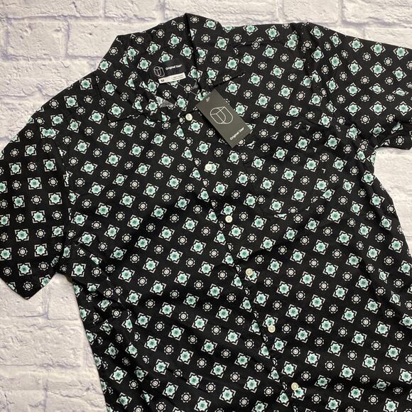 Original Use Button Down, Casual Geometric Short Sleeve Top - Picture 2 of 7